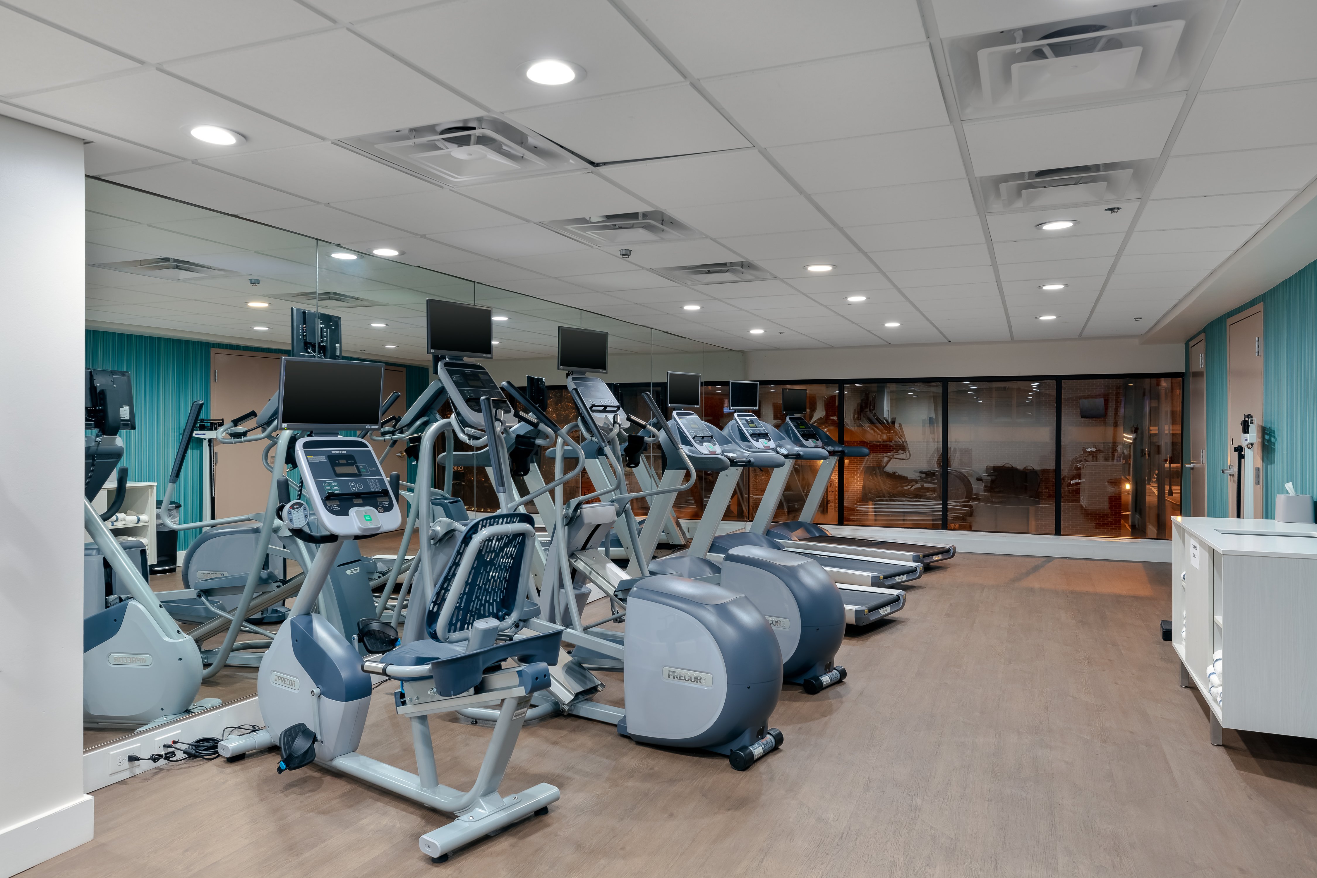 Holiday Inn Express And Suites Atlanta Downtown 31/48