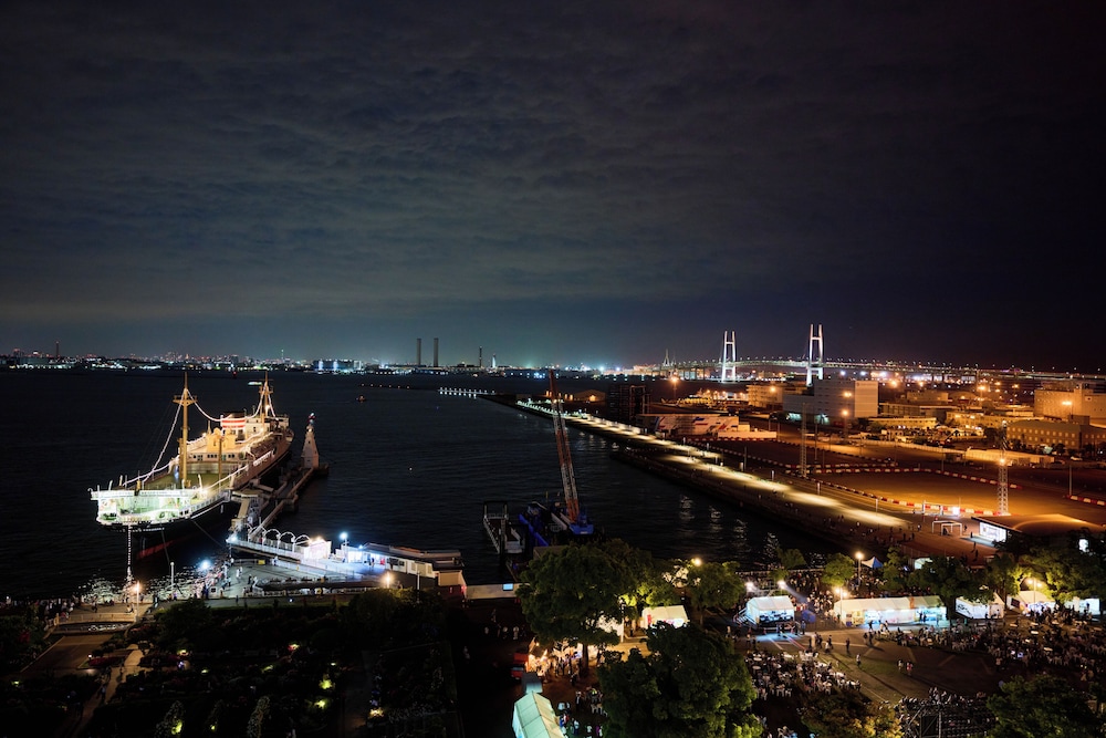 THE GATE HOTEL YOKOHAMA by HULIC 6/49