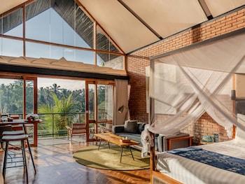 Deluxe, Suite, Multiple Beds, Valley View, Balcony