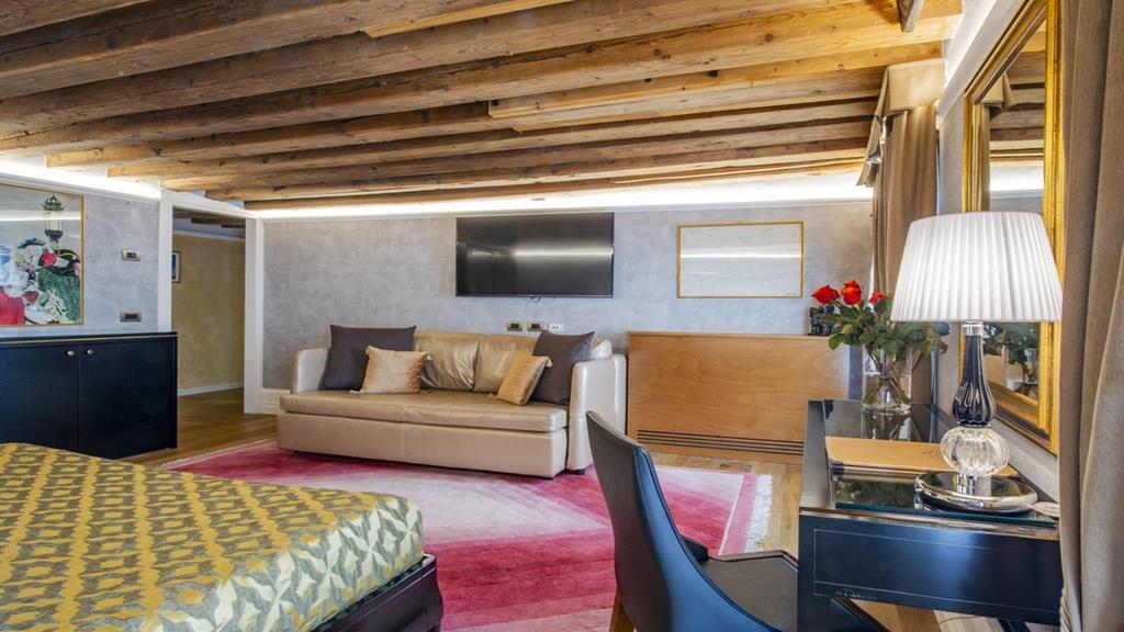 Ego Residence 6/7