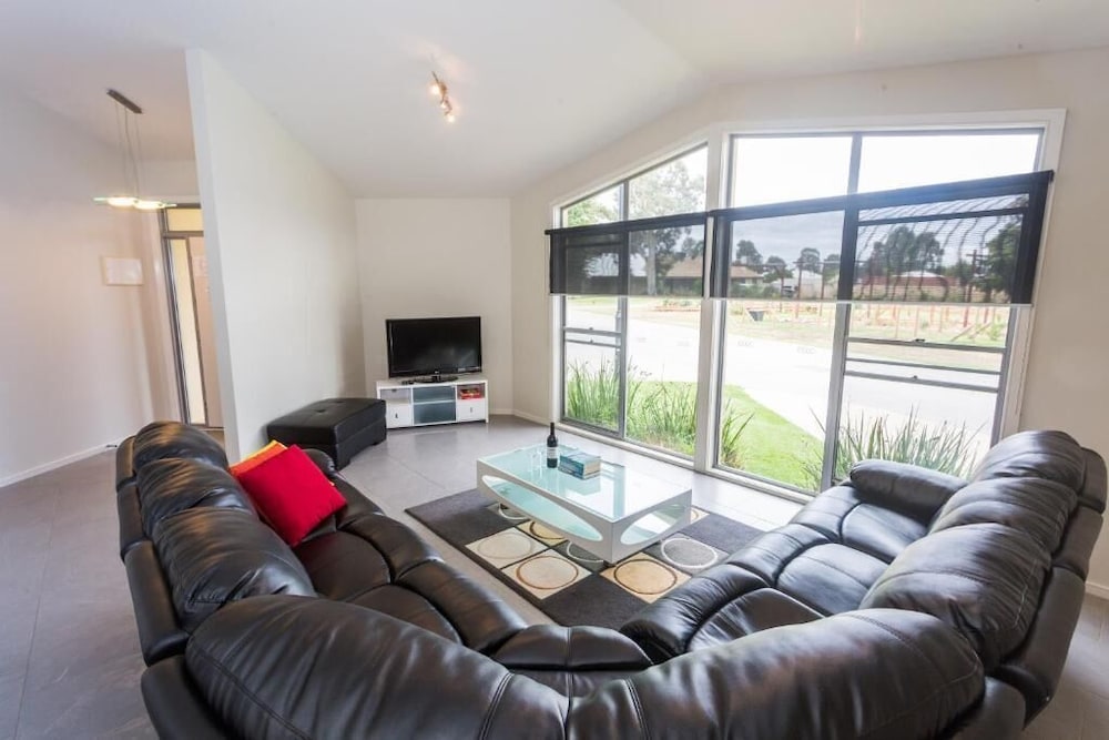 TINDARRA RESORT 40/73