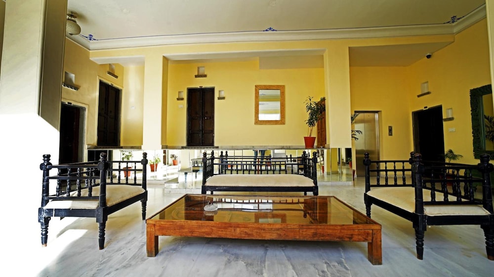 Hotel Udaigarh 44/57