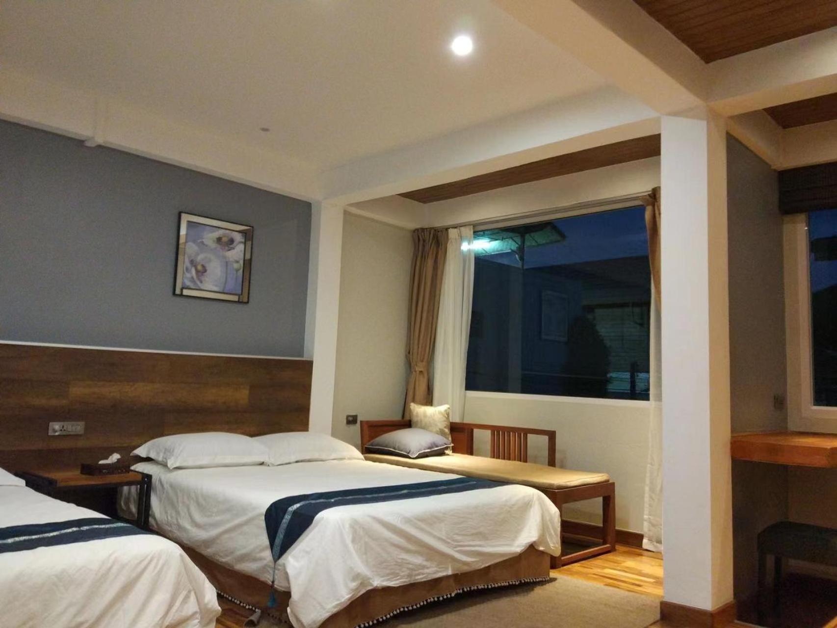 Celosia Chiang Mai 17/70