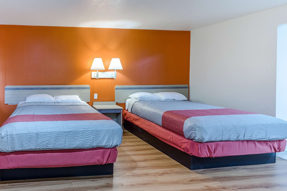 Motel6 Lancaster, TX - DeSoto - Lancaster 20/50