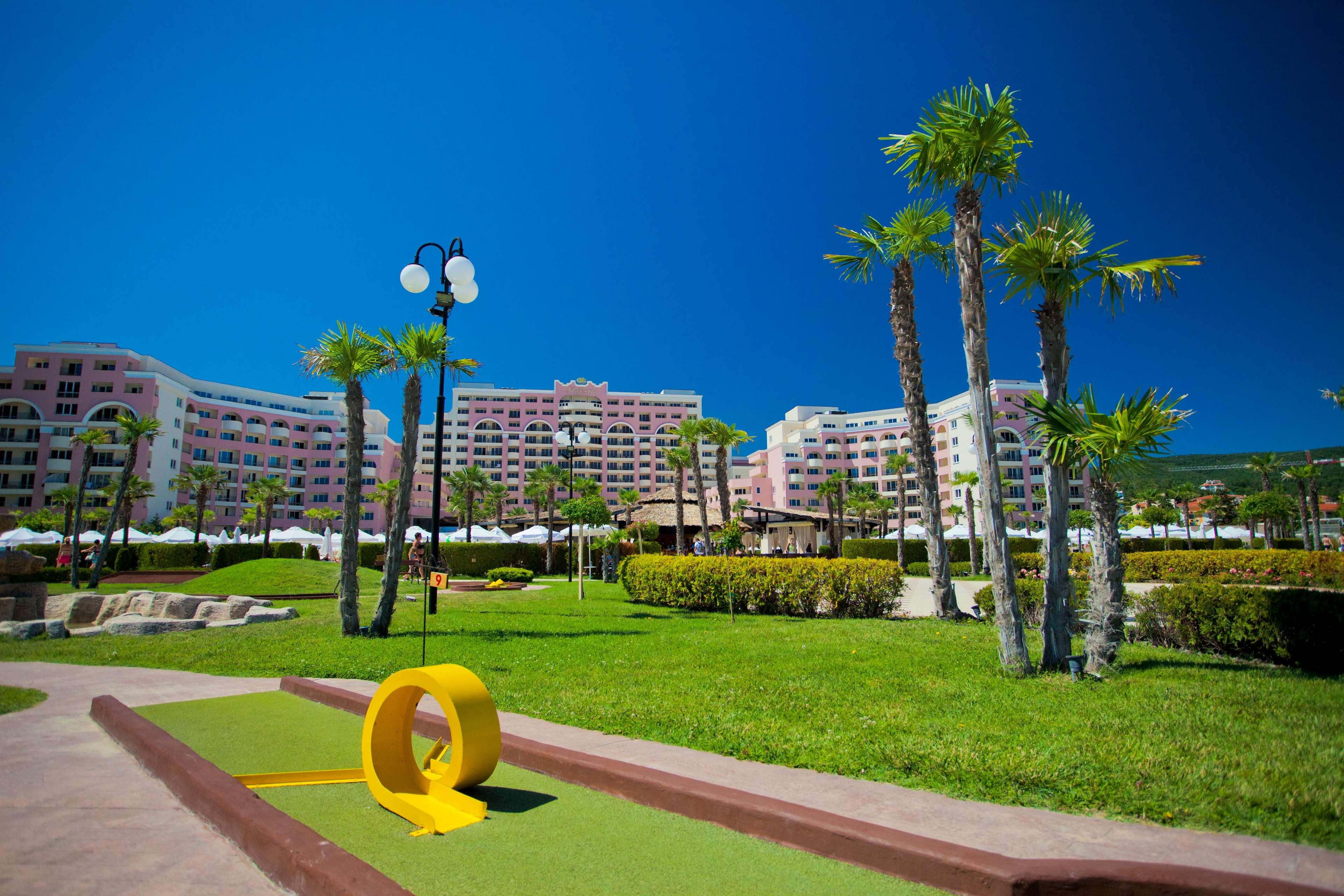 DIT Majestic Beach Resort 69/84