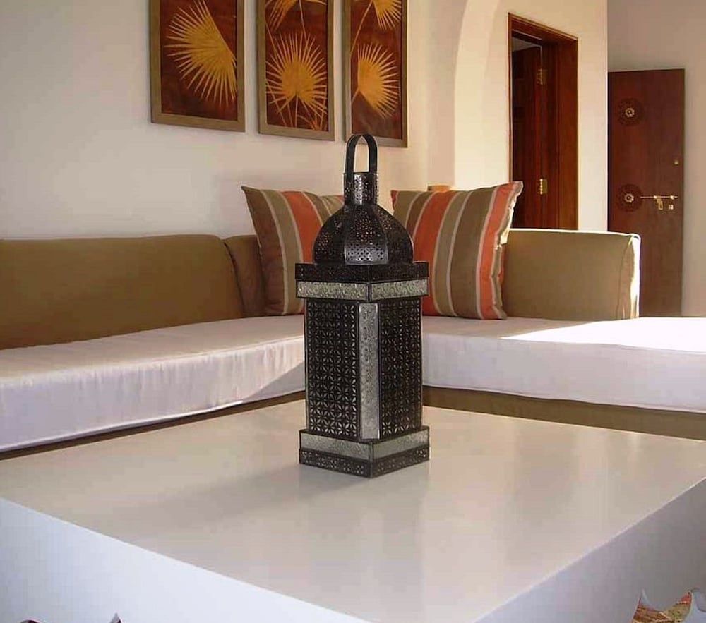 Lantana Galu Beach photo4