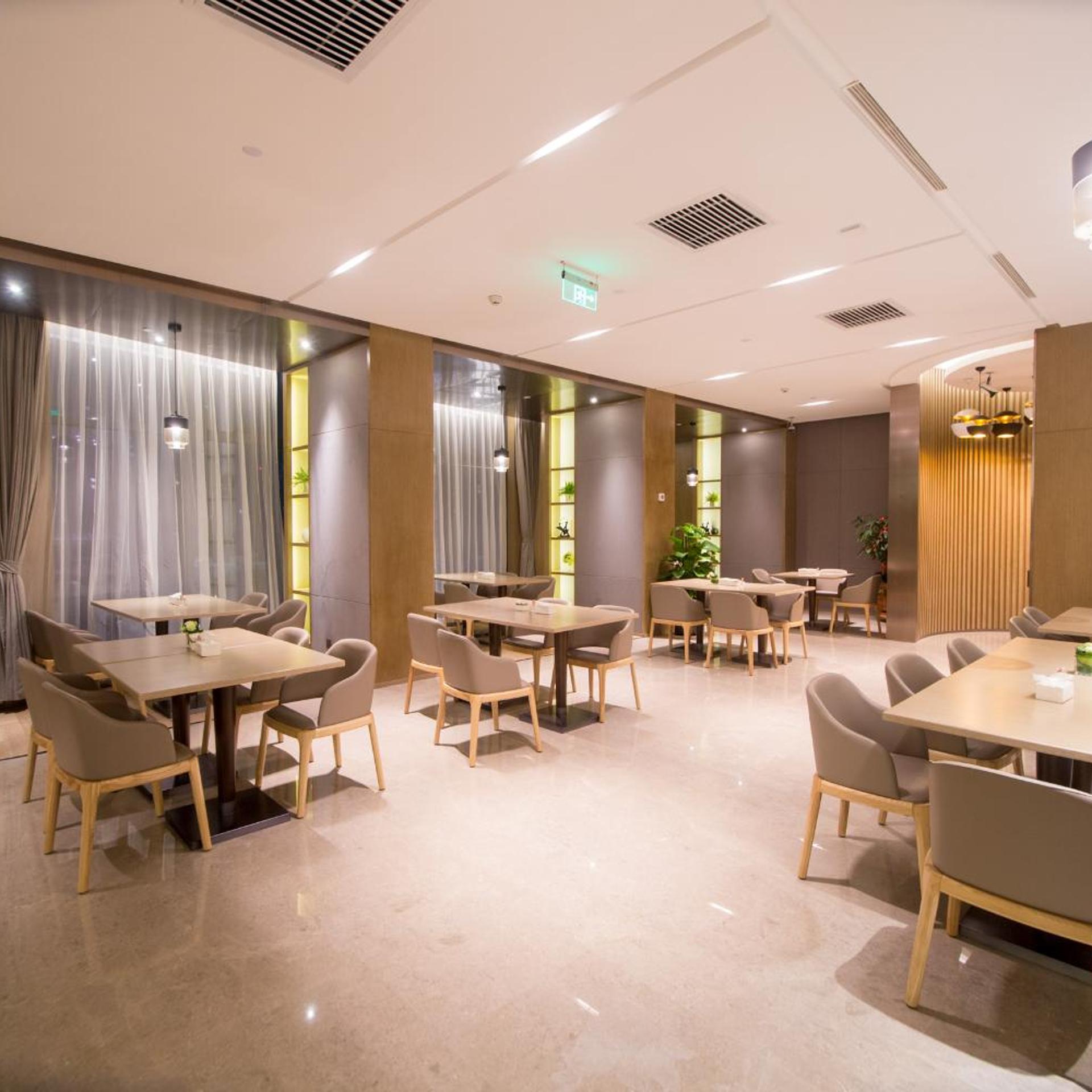Xiamen United Hotel 42/54
