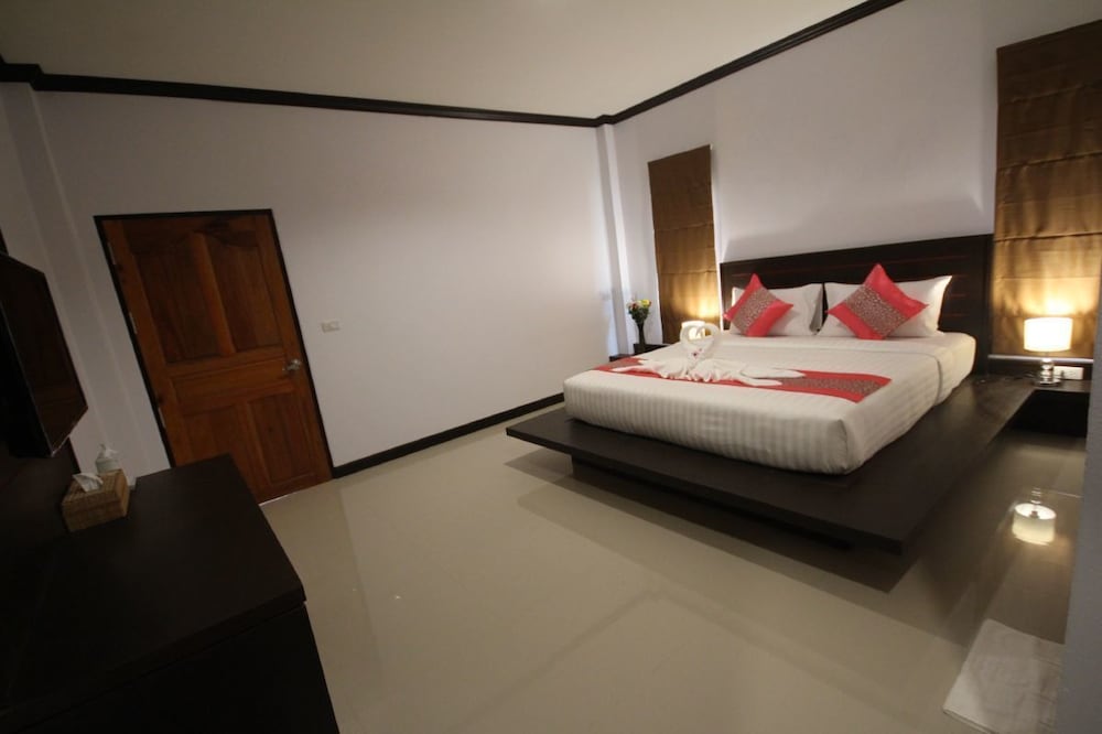 Lanta Lapaya Resort 10/59