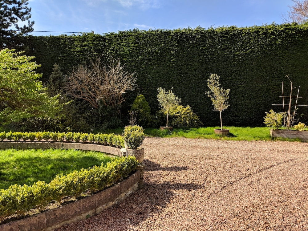 Weirholme Annex 16/30