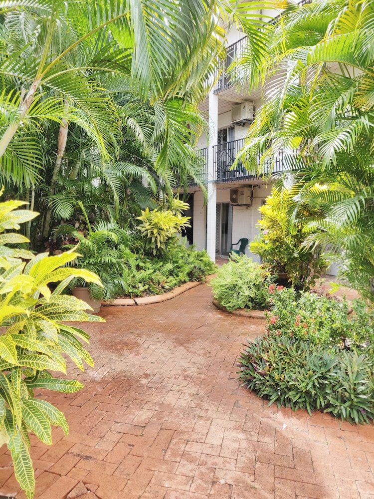 Coconut Grove Holiday Apartments 39/43