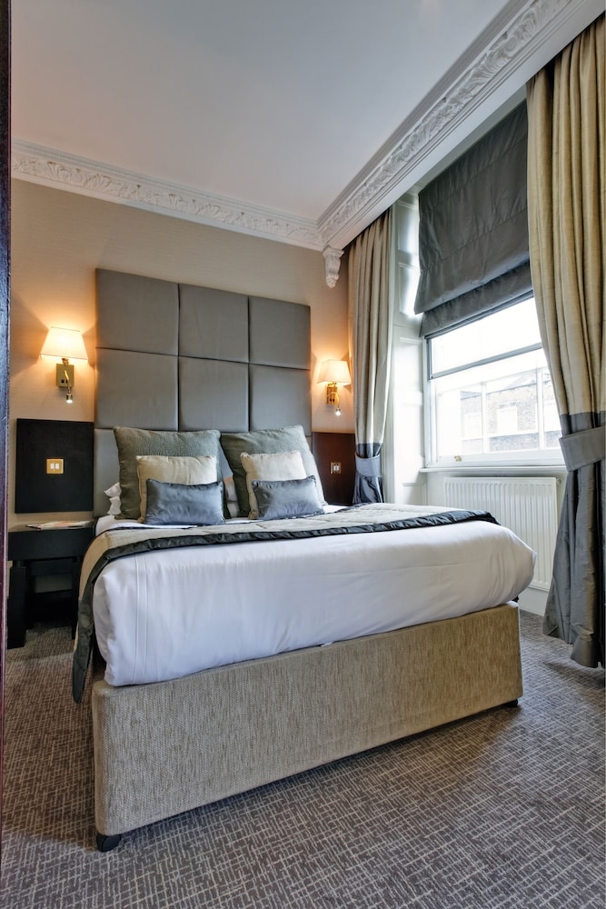 GRANGE WHITE HALL HOTEL 12/49