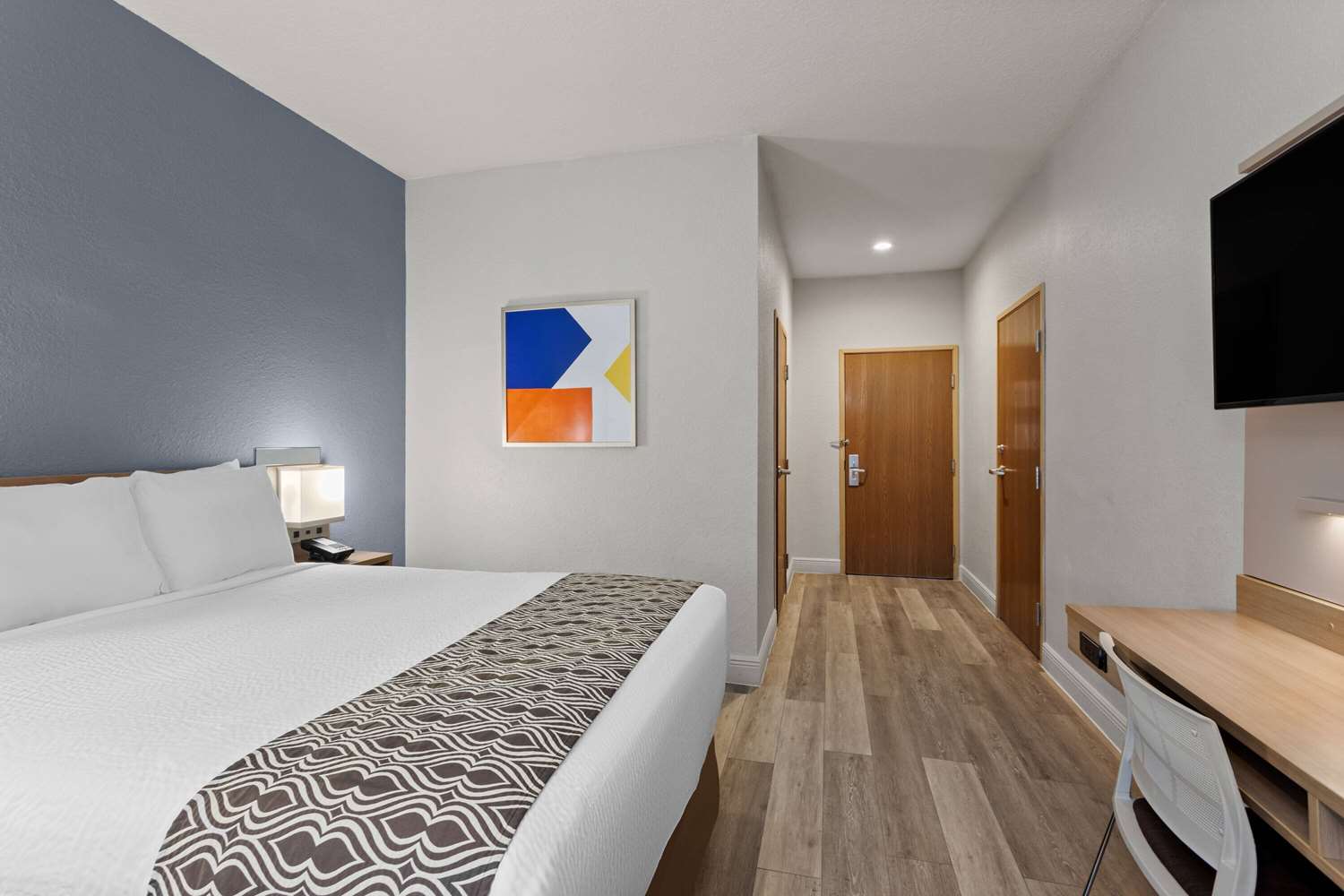 Microtel Inn Suites By Wyndham Zephyrhills 13/48