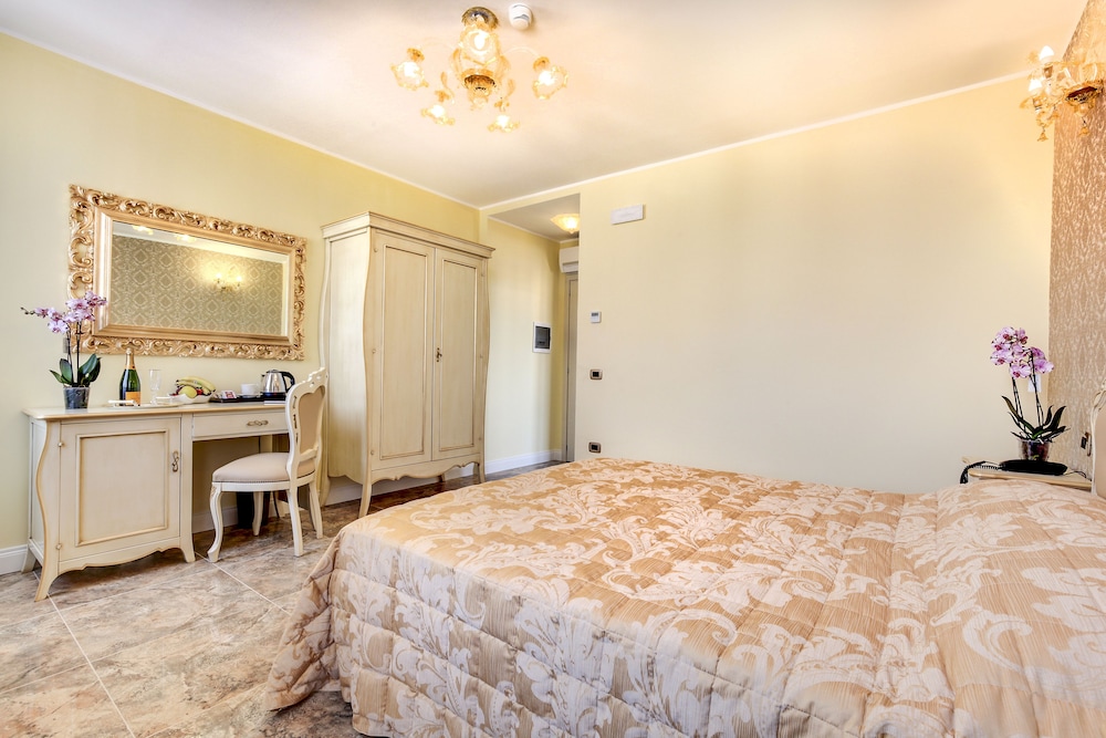 New Reiter Hotel 15/58