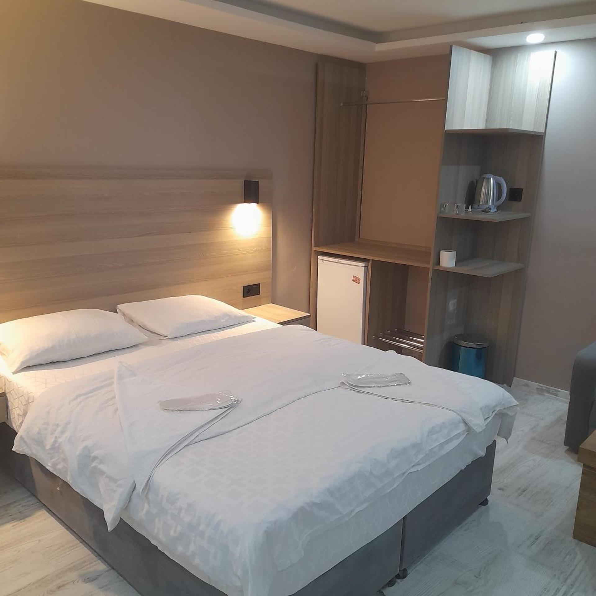 Moon Suit Otel 5/37