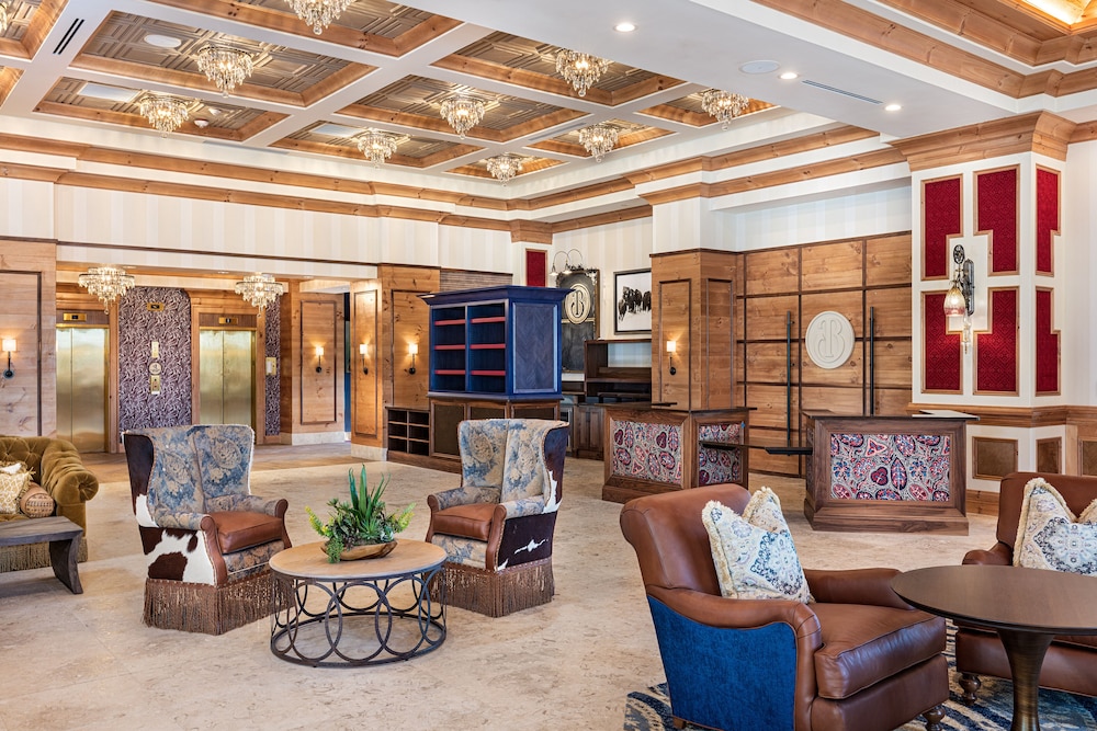 Brownwood Hotel & Spa 44/66