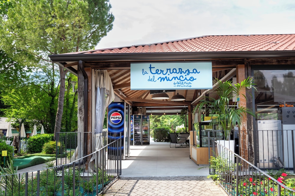 Altomincio Family Park - Campground 11/69