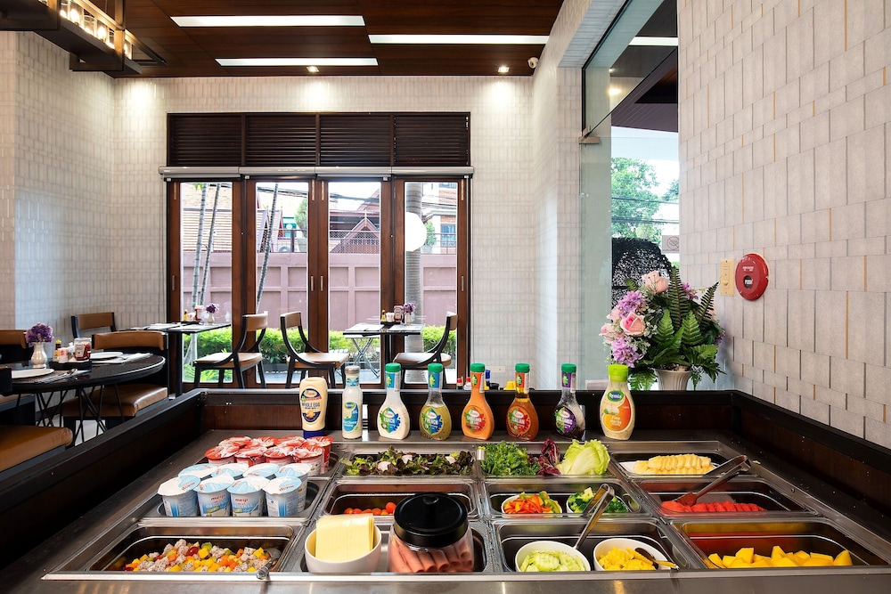 De Chai Colonial Hotel & Spa 61/77