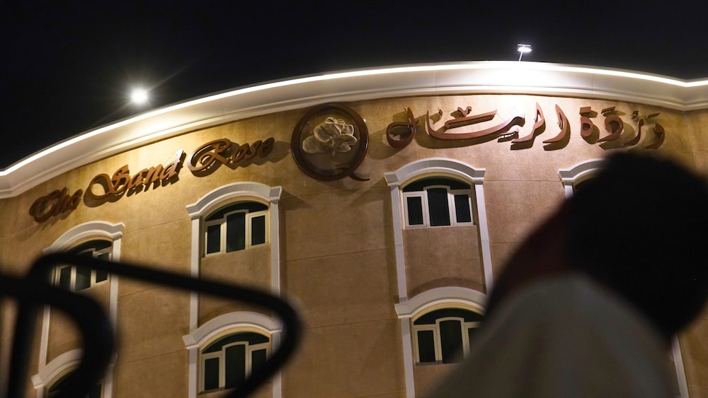 بيست ويسترن بلس ساند روز سو(Sand Rose Suite Hotel) 46/61