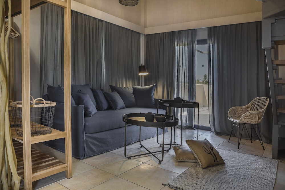Avithos Resort 61/92