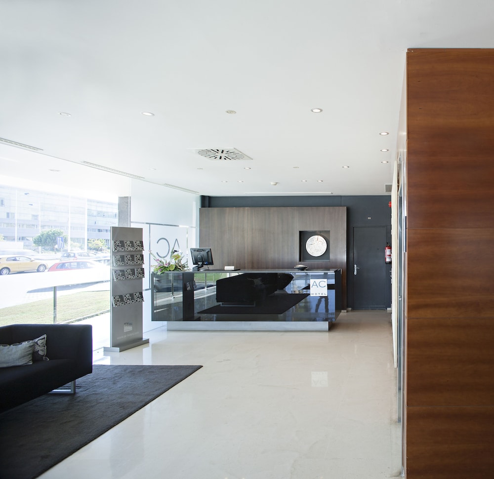 Lobby at Ac Hotel Huelva, HUELVA