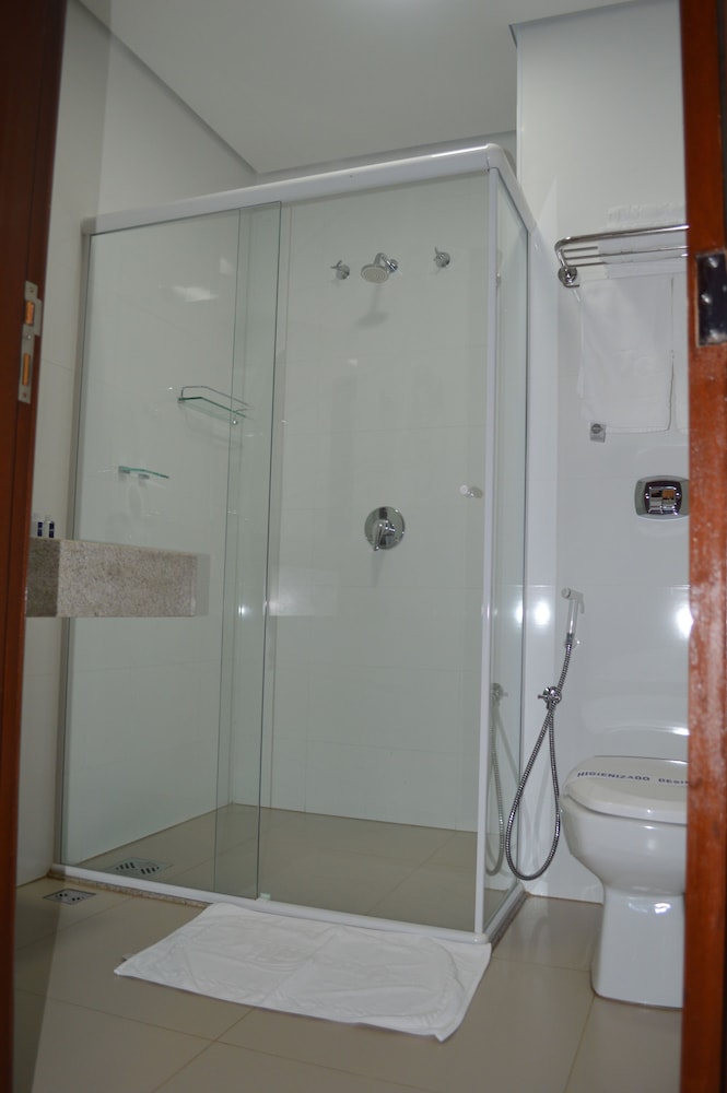 Ucayali Hotel 33/34