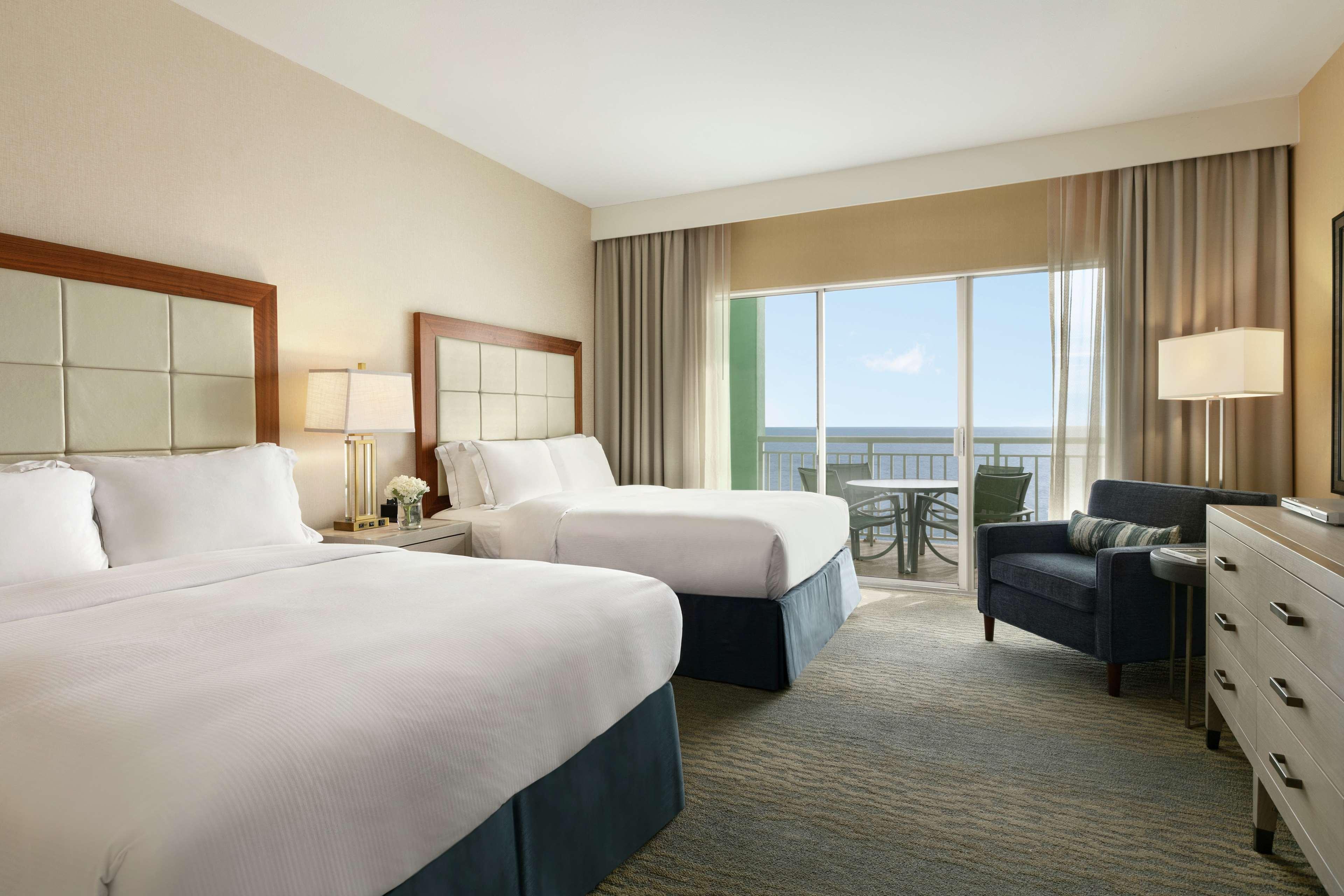1 BEDROOM, SUITE, 2 QUEEN BEDS, OCEAN FRONT, ACCESSIBLE