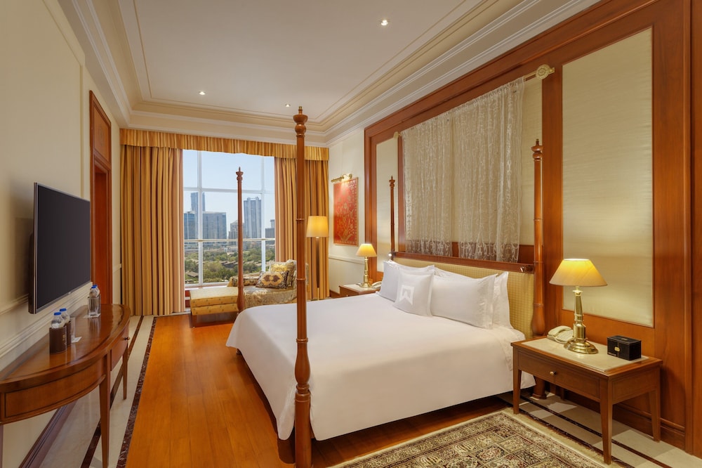 Itc Grand Central 11/39