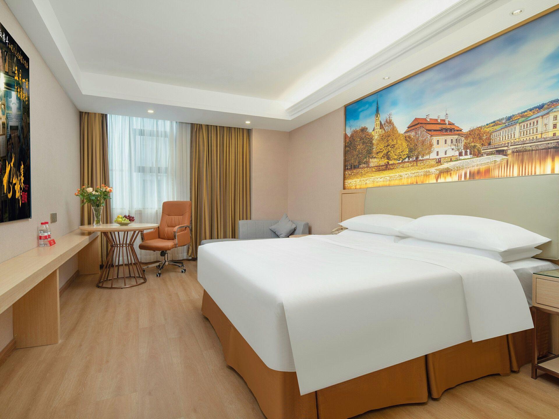 Business, Double Bed