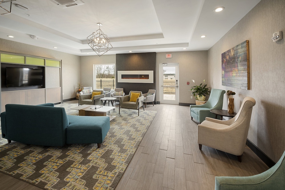 Holiday Inn Hotel Suites Decatur 45/69
