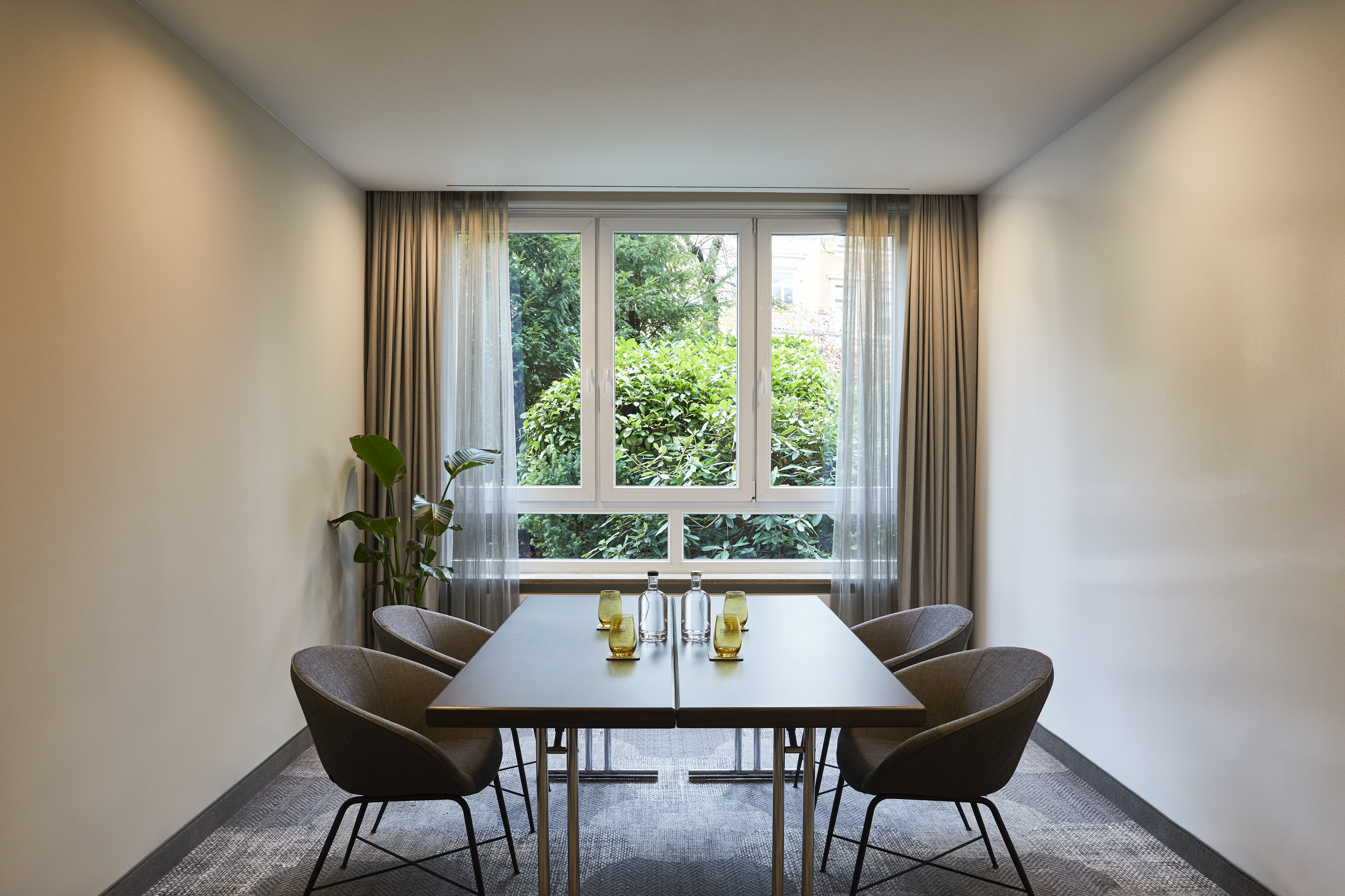 Crowne Plaza Hamburg - City Alster 57/82