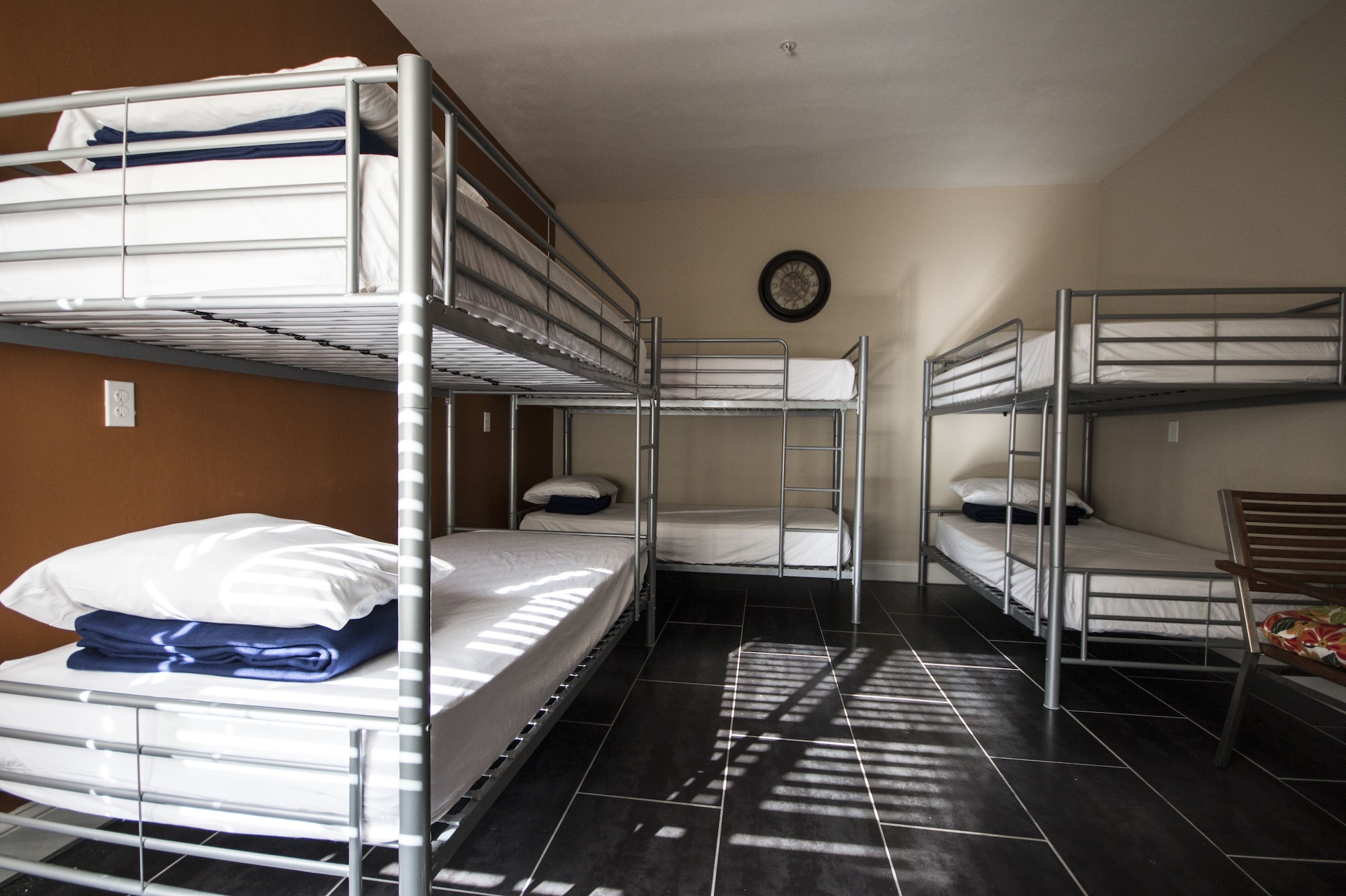 FEMALE DORM, FEMALE ONLY, 6 BUNK BEDS