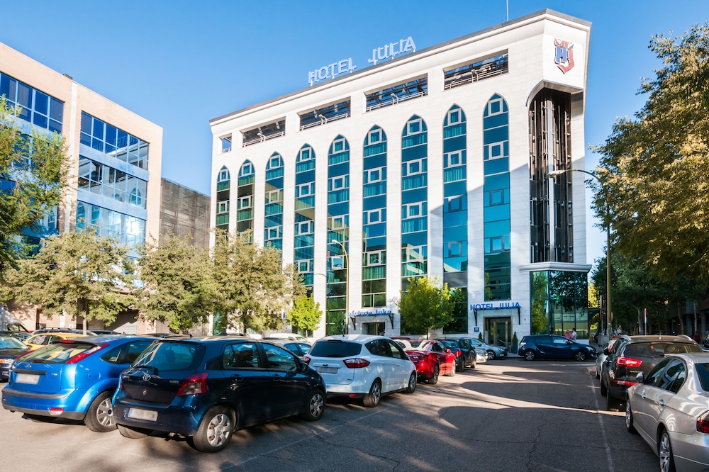 HOTEL JULIA 46/48