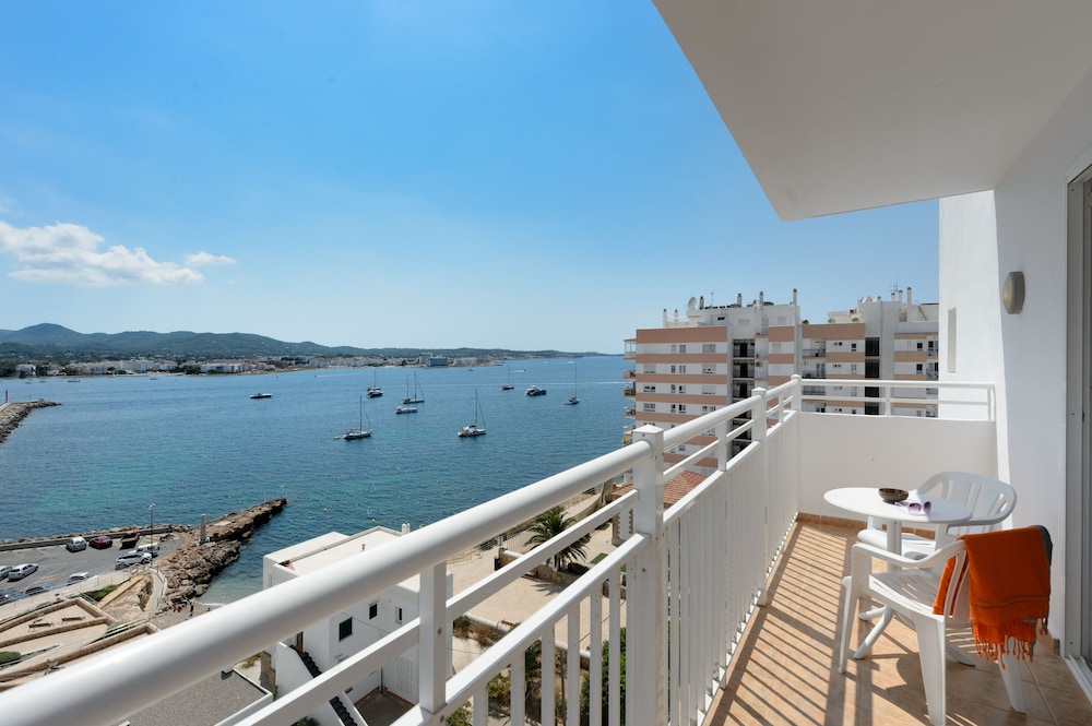 Aparthotel Vibra Sanan - Adults Only 7/43