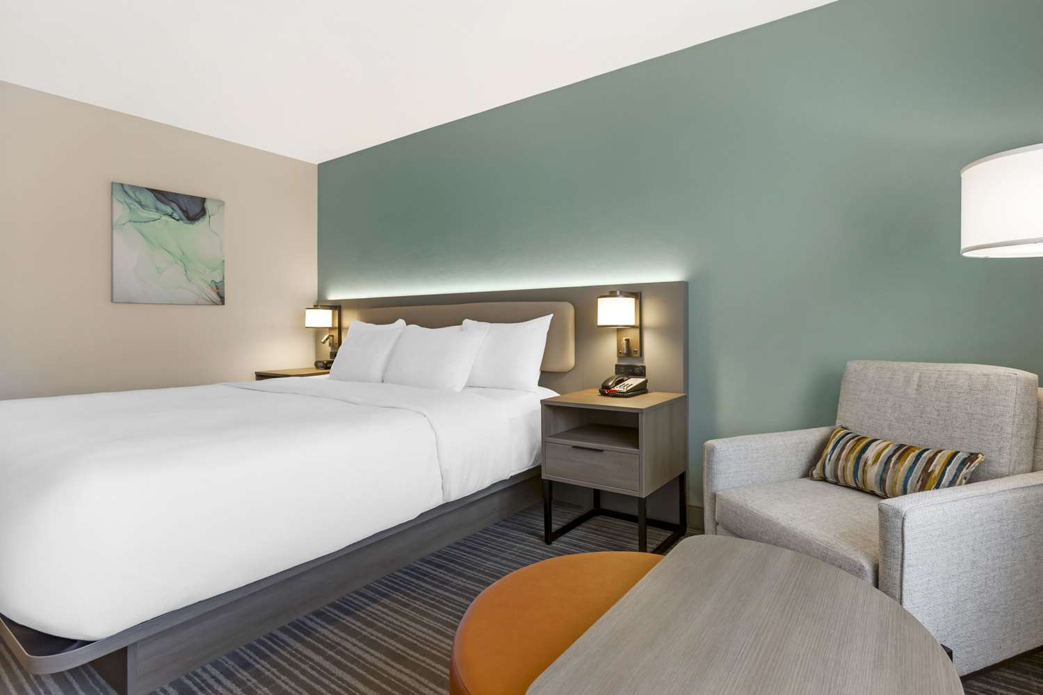 Comfort Suites At Tucson Mall 8/22