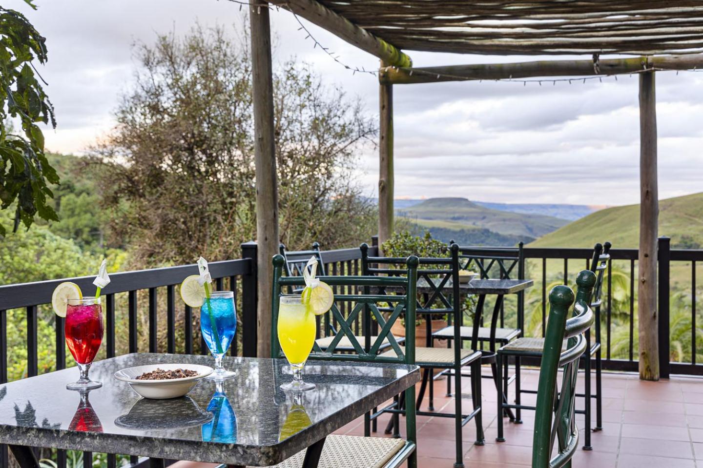 The Cavern Resort & Spa 33/50