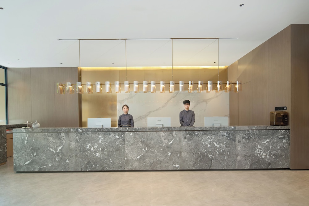 ECHIC HL (Guangzhou Baoneng Performing Arts Center Luogang Wanda Plaza) 5/51