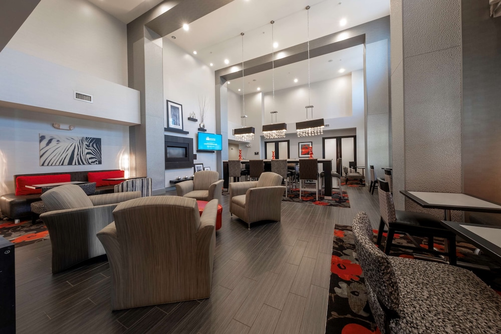 Hampton Inn And Suites Dupont 39/46