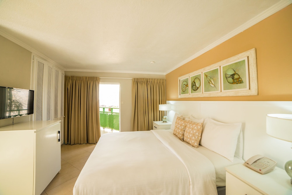 Mango Bay Barbados 15/61