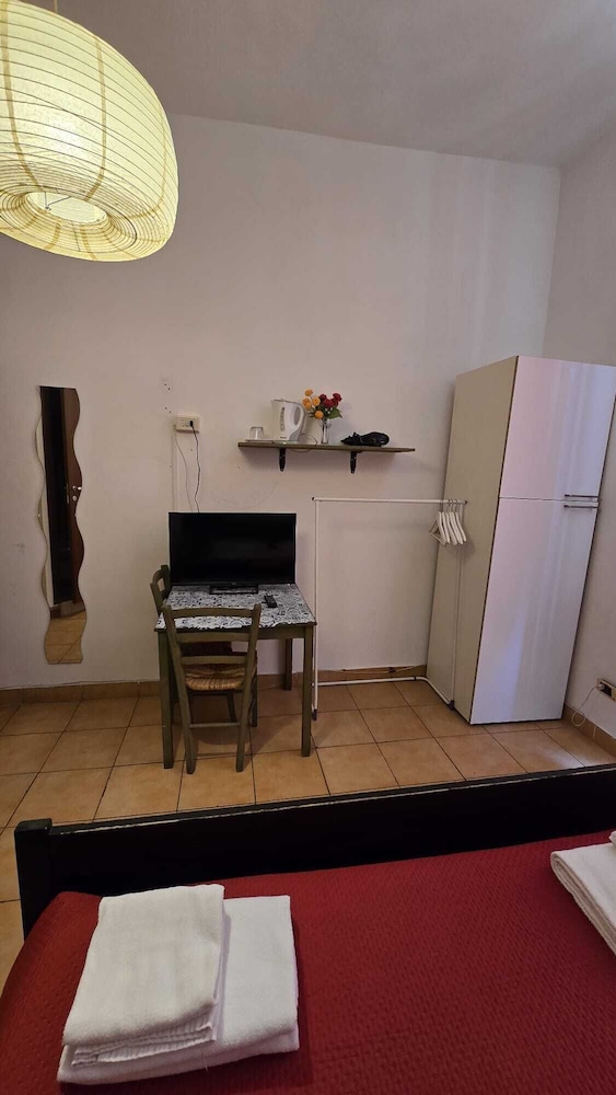 Meltin' Rome Guesthouse 27/40