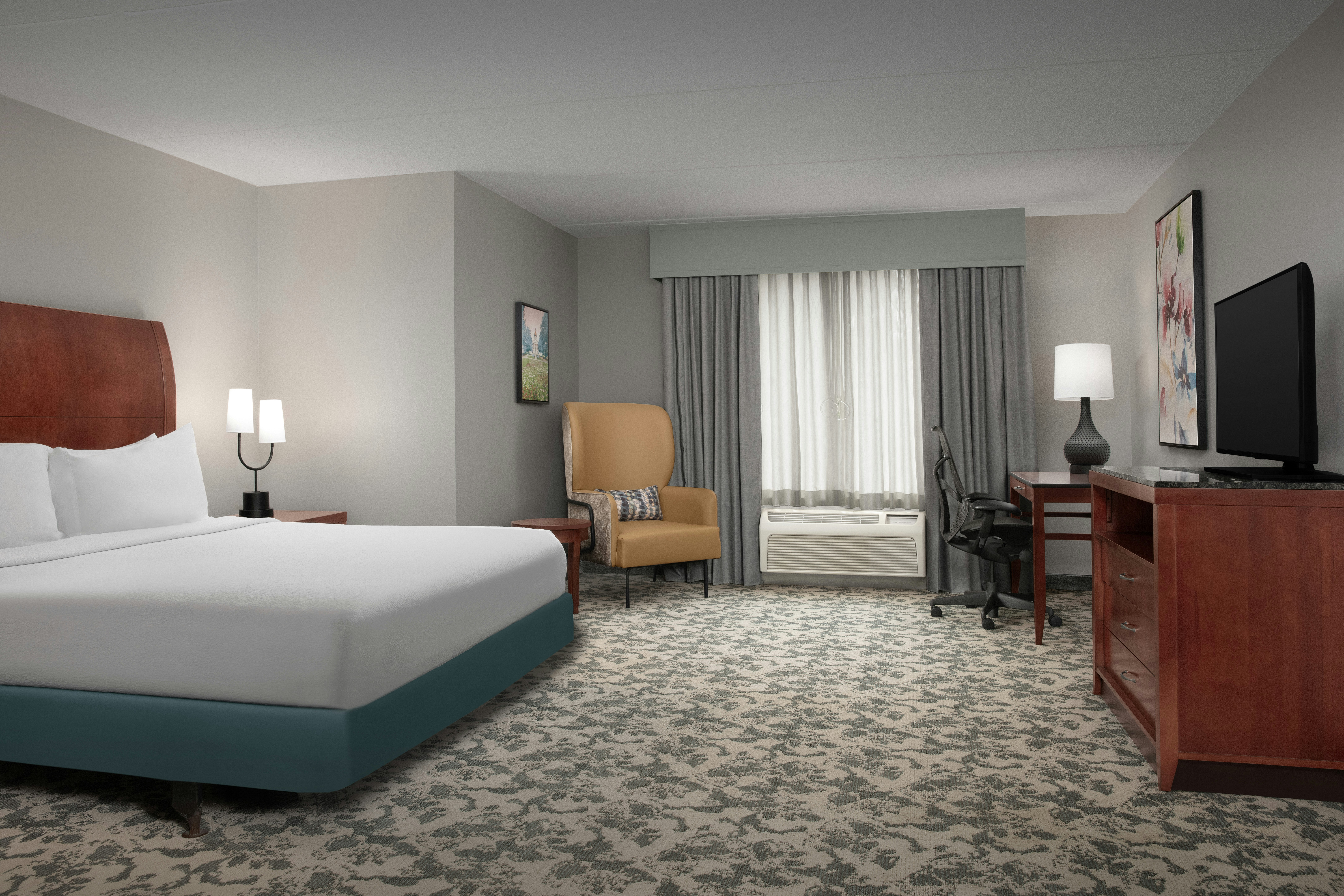 ROOM, KING BED, ACCESSIBLE