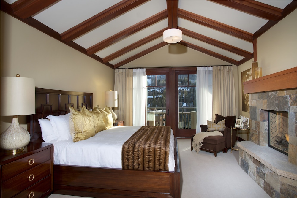 Four Seasons Resort and Residences Vail 24/93