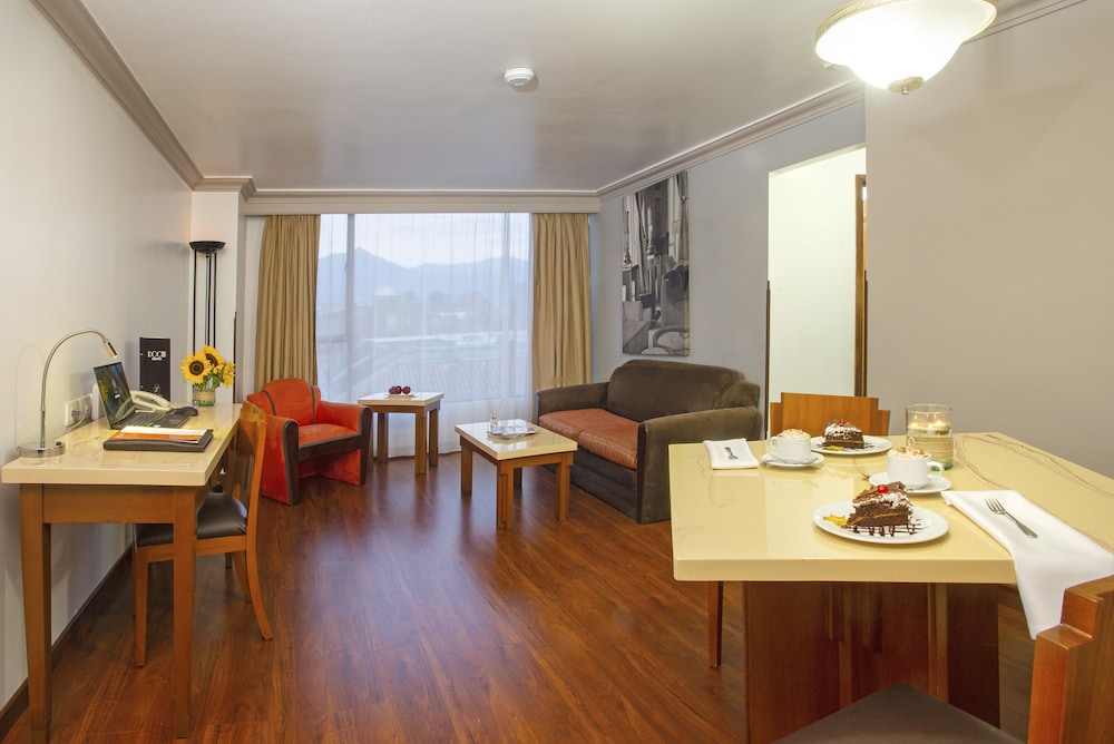 Hotel Lancaster House Suites 44/74