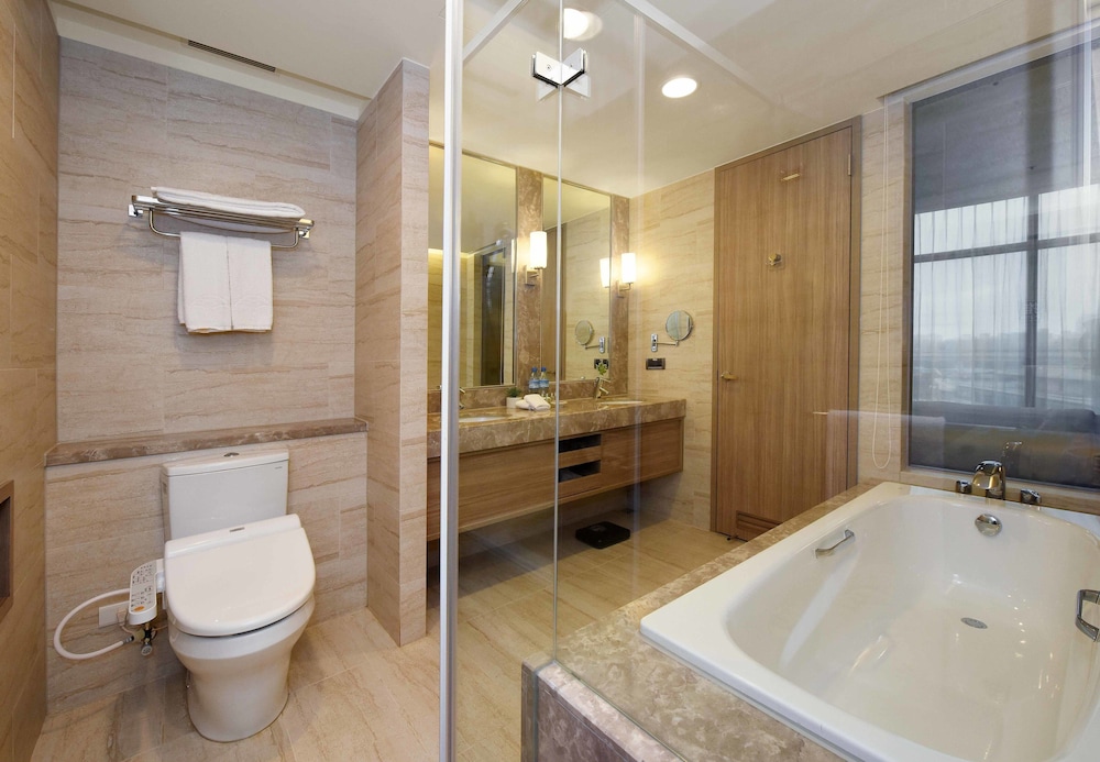 Fullon Hotel Taoyuan Airport Access Mrt A8 14/64