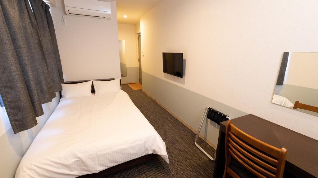 Semi Room, Double Bed, Smoking