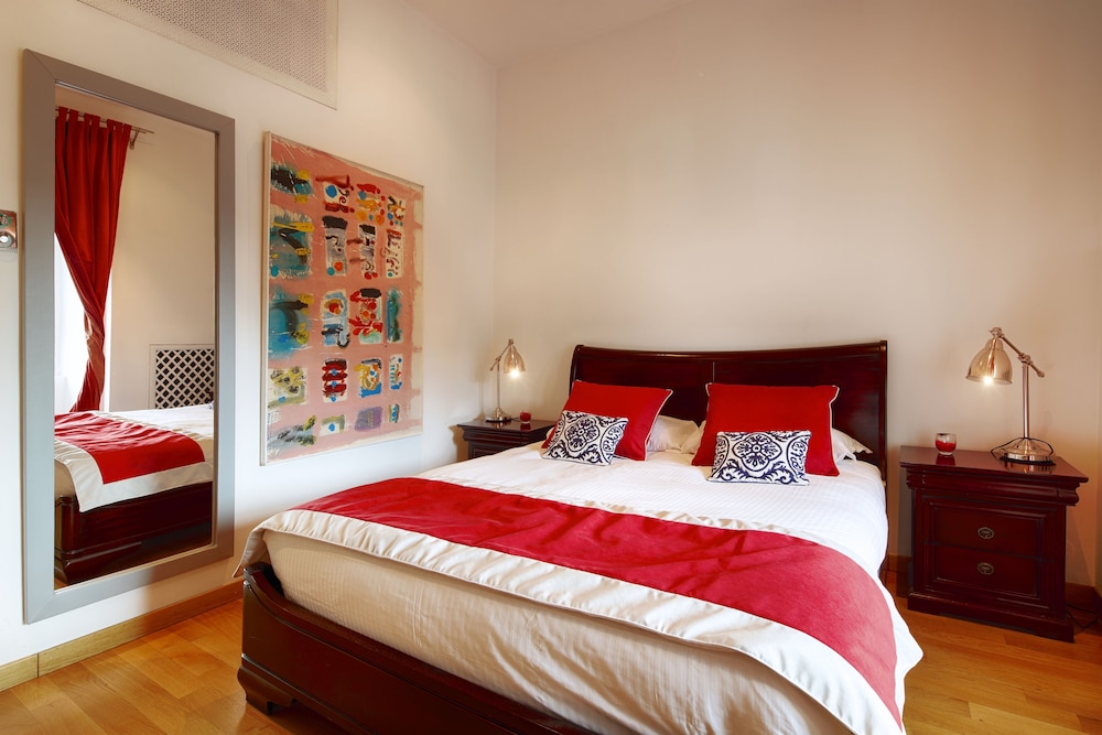 NO 9 COLOSSEO LUXURY SUITES 14/50