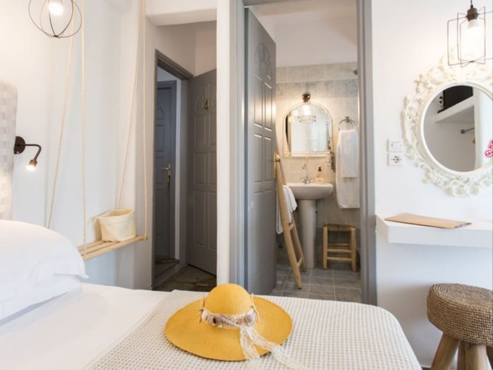 Evi Rooms 79/89