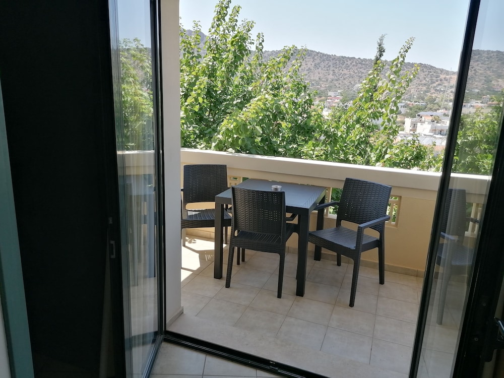 Villiana Holiday Apartments 32/50