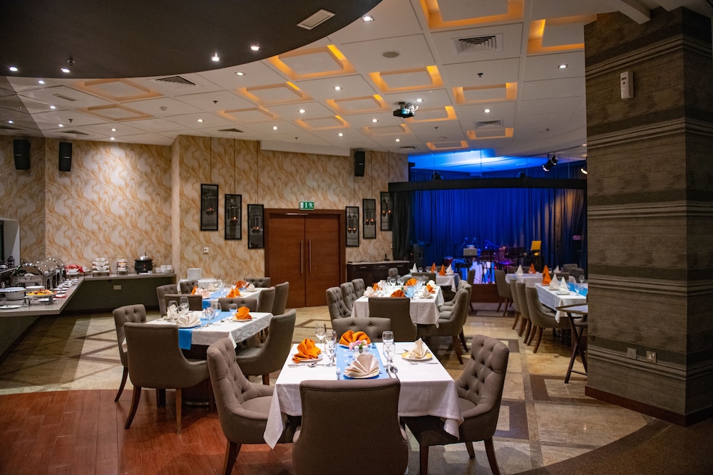 restaurant-cafeteria