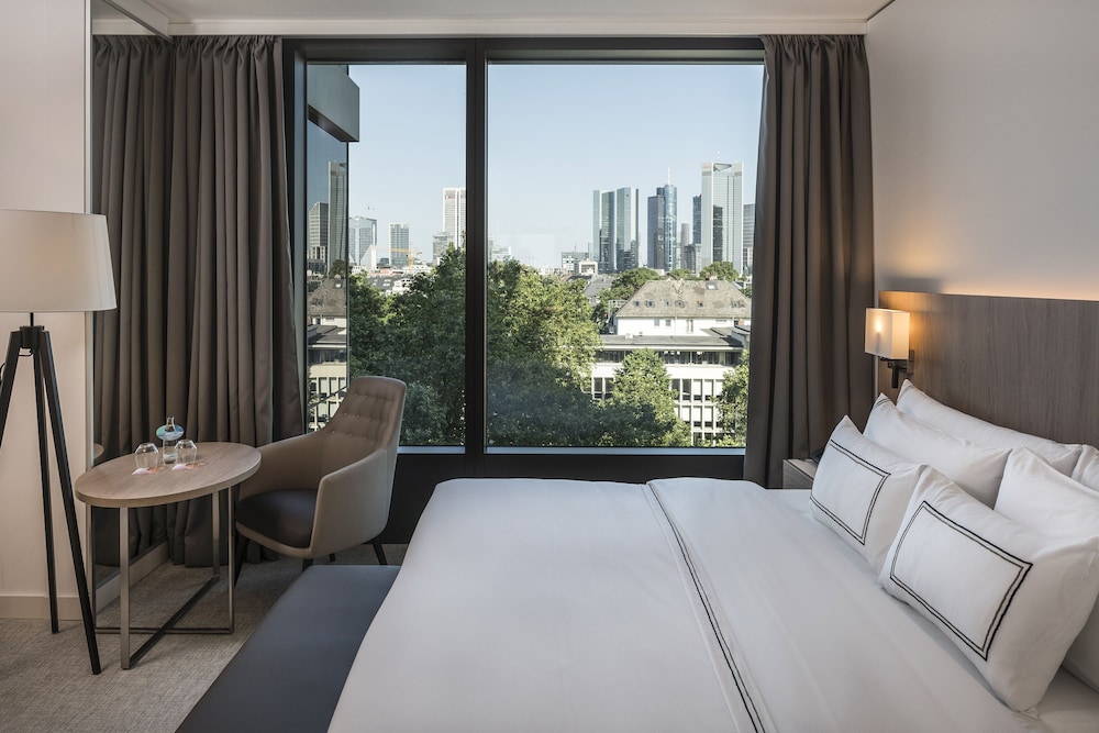 MELIA FRANKFURT CITY 16/65