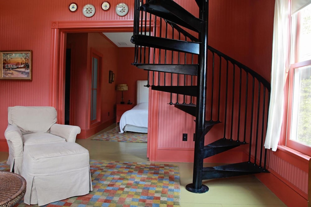 The Porches Inn At Mass Moca 51/74